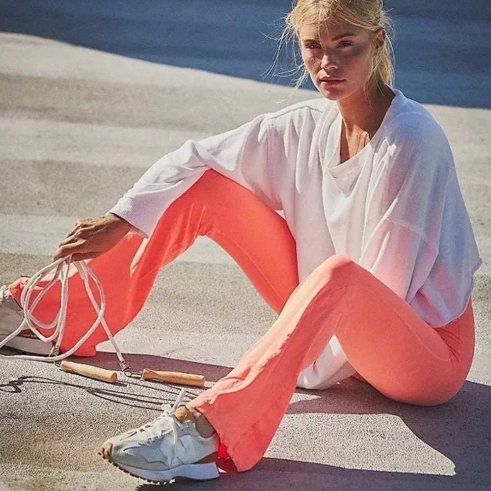 free people movement womens Good Karma Flare Leggings coral size xs/s